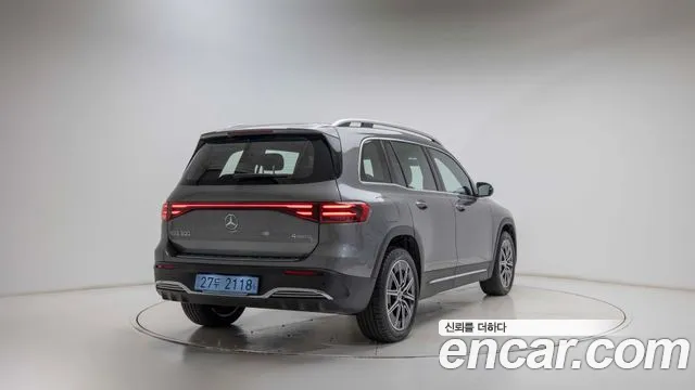Mercedes-Benz EQB — Фото автомобиля 2