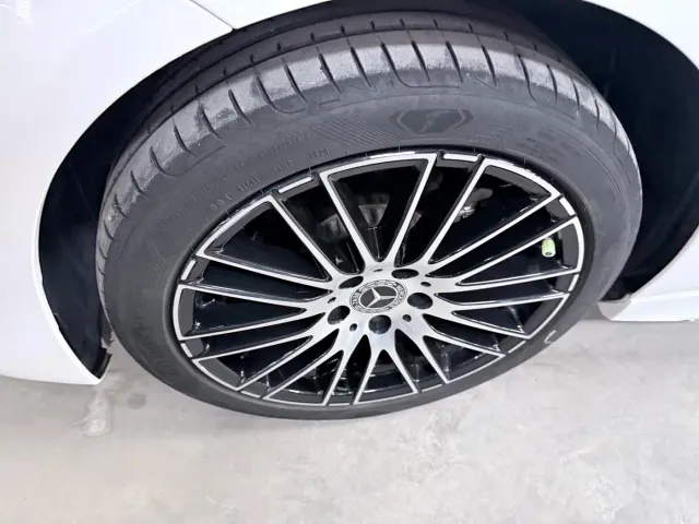 Mercedes-Benz C-Class — Фото автомобиля 5