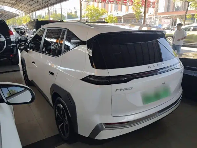 GAC Aion Y — Фото автомобиля 4