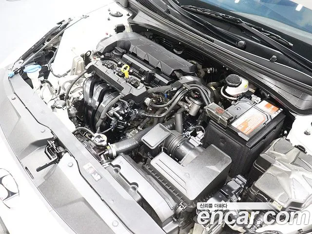 Hyundai Avante CN7 — Фото автомобиля 6