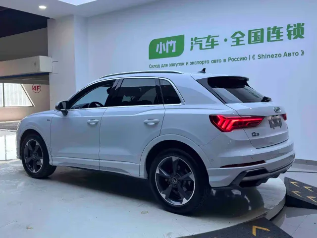 Audi Q3 — Фото автомобиля 4