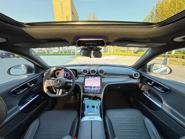 Mercedes-Benz C-Class — Фото автомобиля 9