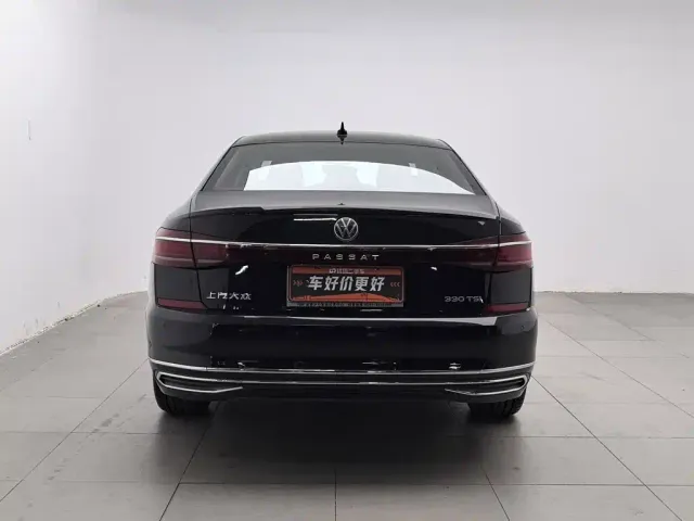Volkswagen Passat — Фото автомобиля 4