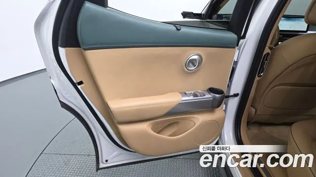 Genesis GV60 — Фото автомобиля 14
