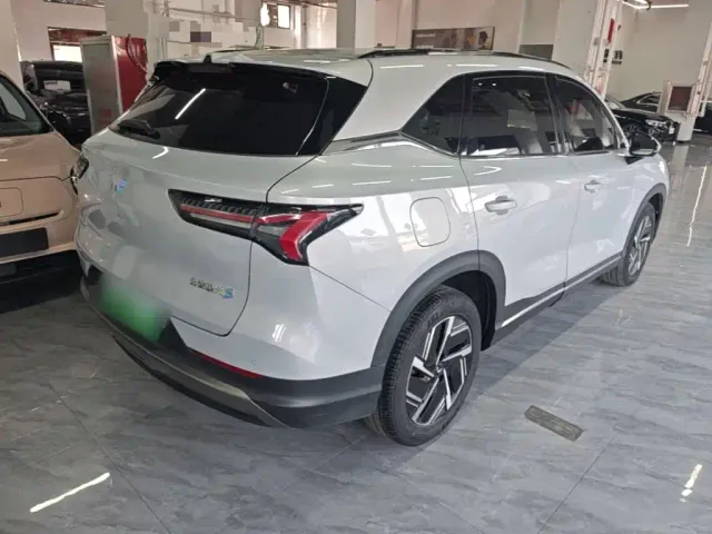 Wuling Starlight S — Фото автомобиля 6