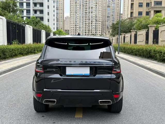 Land Rover Range Rover Sport — Фото автомобиля 5