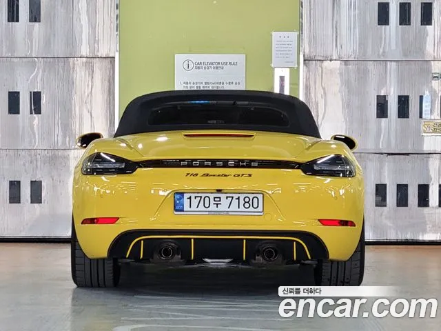 Porsche 718 — Фото автомобиля 4