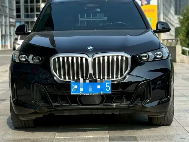 BMW X5 — Фото автомобиля 2