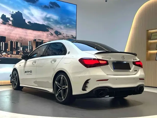 Mercedes-Benz A-Class AMG — Фото автомобиля 8