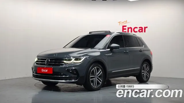 Фотография автомобиля — Volkswagen Tiguan