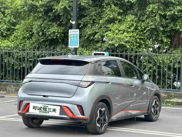 BYD Dolphin — Фото автомобиля 9