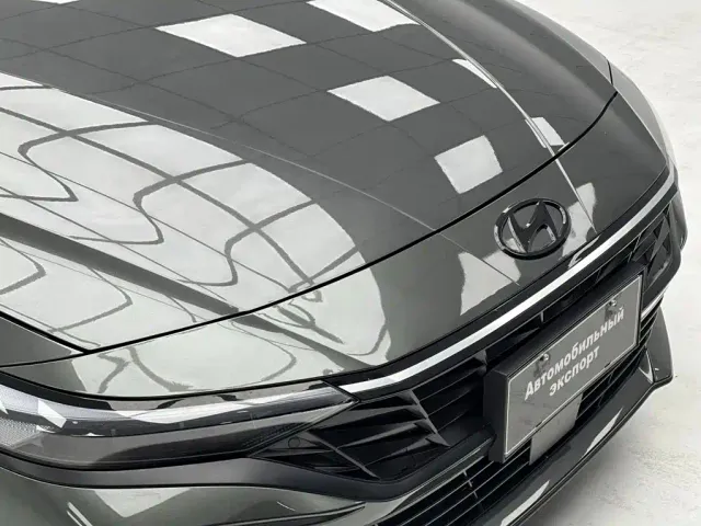 Hyundai Elantra — Фото автомобиля 11