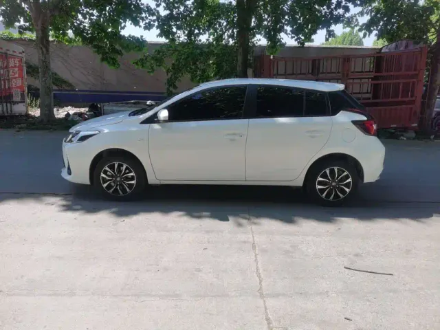 Toyota Vios FS — Фото автомобиля 12