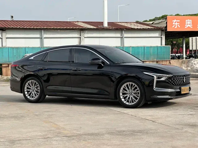 Bestune B70 — Фото автомобиля 3