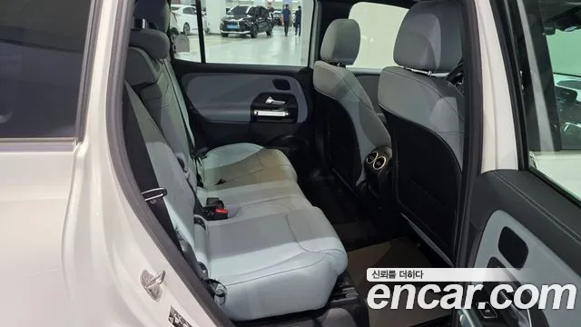 Mercedes-Benz EQB X243 — Фото автомобиля 20