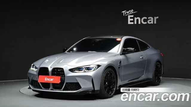 Фотография автомобиля — BMW M4