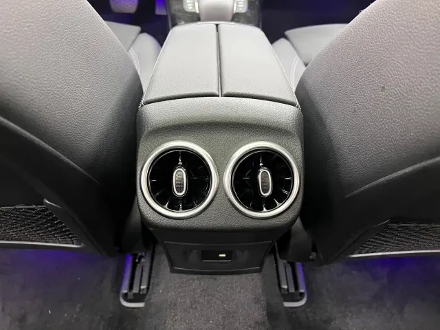 Mercedes-Benz A-Class — Фото автомобиля 22