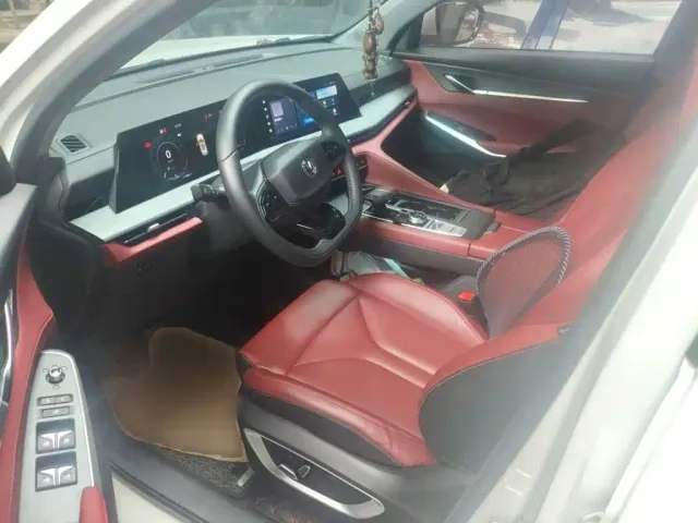 Changan CS75 Plus — Фото автомобиля 16