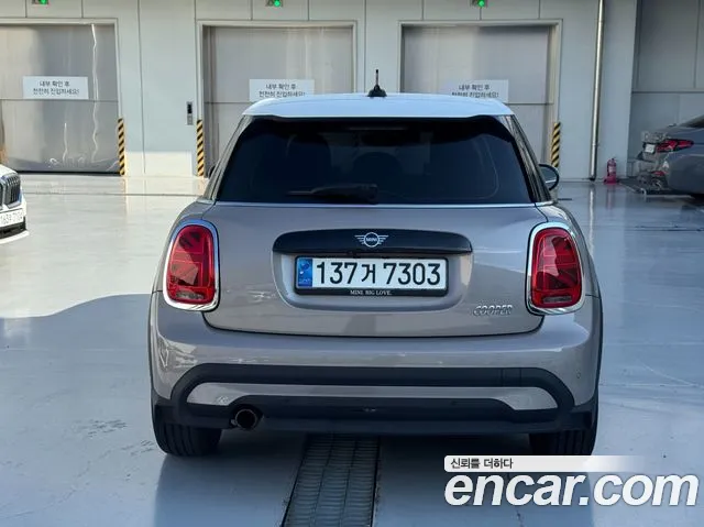 MINI Cooper — Фото автомобиля 4