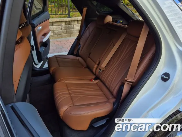 Genesis GV70 2.5T Бензин AWD — Фото автомобиля 17