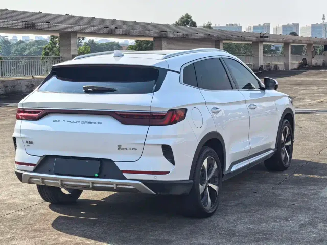 BYD Song PLUS — Фото автомобиля 6