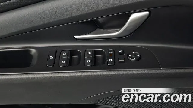 Hyundai Avante CN7 — Фото автомобиля 29