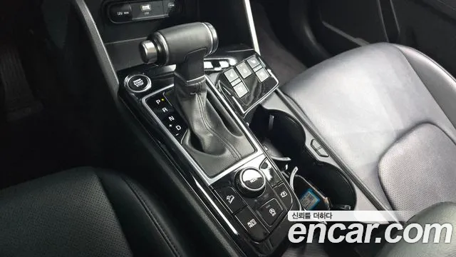 Kia Sportage Sportage 5-е поколение Дизель 2.0 2WD — Фото автомобиля 9
