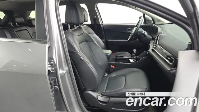 Kia Sportage Sportage 5-е поколение Бензин 1.6 турбо 2WD — Фото автомобиля 26