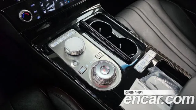 Genesis G80 RG3 — Фото автомобиля 12