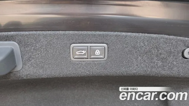 Genesis G90 Бензин 3.5 турбо AWD — Фото автомобиля 28