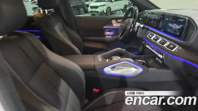 Mercedes-Benz GLE-Class — Фото автомобиля 18