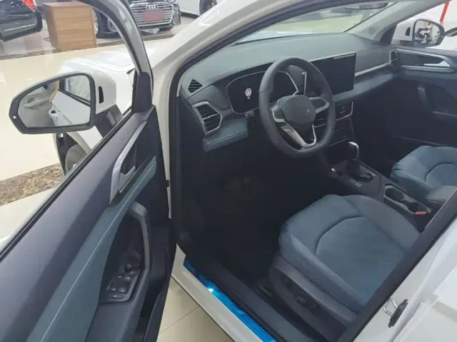 Volkswagen Tharu — Фото автомобиля 15