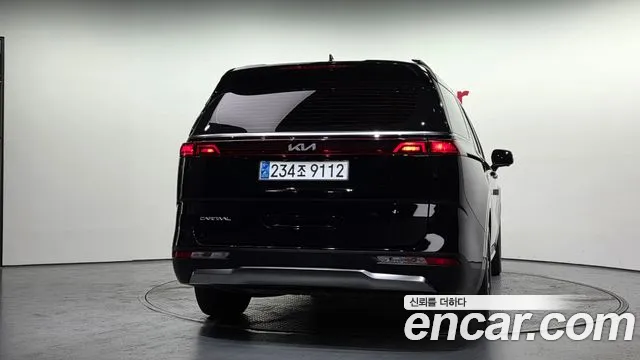 Kia Canival Carnival 4 поколение Бензин 7 мест Noblesse — Фото автомобиля 12
