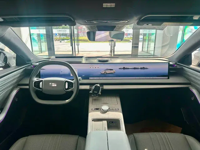 Geely Galaxy Galaxy E8 2024 665km RWD Starship Voyager Edition — Фото автомобиля 5