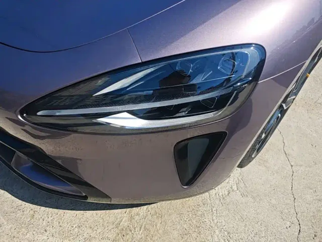 Xiaomi SU7 — Фото автомобиля 23