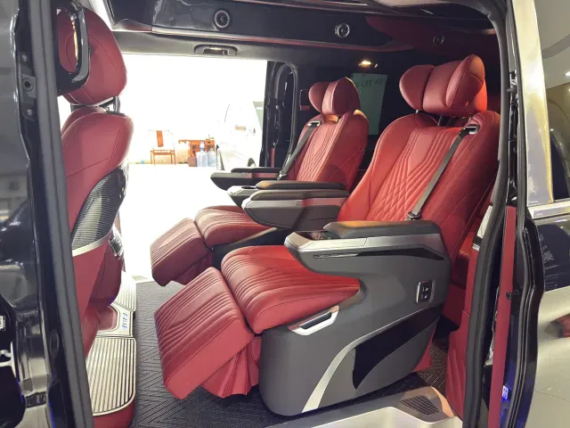 Mercedes-Benz V-Class — Фото автомобиля 9
