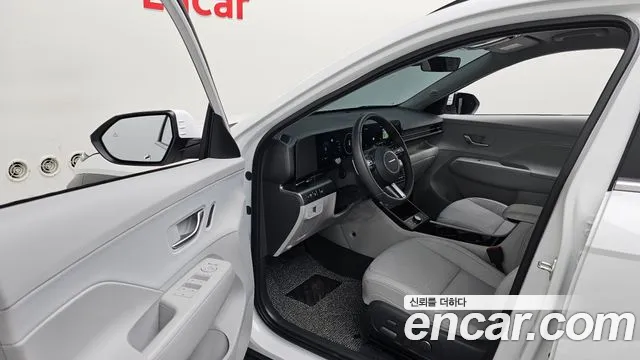Hyundai Kona Kona (SX2) Бензин 1.6 Turbo 4WD — Фото автомобиля 10