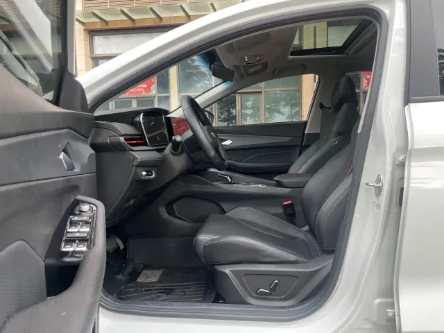 Geely Binrui — Фото автомобиля 10
