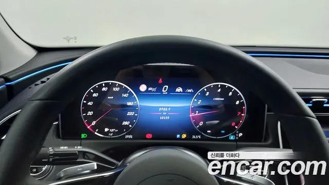 Mercedes-Benz E-Class — Фото автомобиля 8