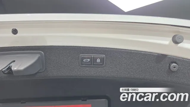 Genesis G80 Бензин 2.5 турбо AWD — Фото автомобиля 30