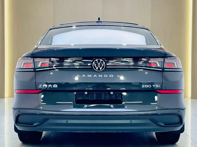 Volkswagen Lamando — Фото автомобиля 4