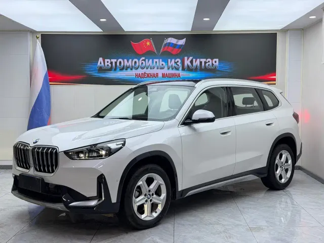 Фотография автомобиля — BMW X1