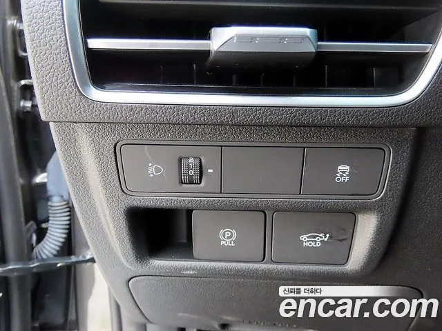 Hyundai Sonata Sonata Edge(DN8) 2.0 LPG(для маломобильных пассажиров) — Фото автомобиля 13