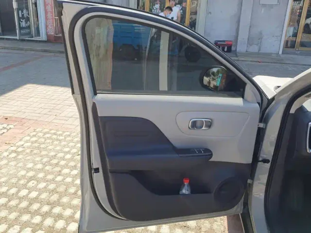 Leapmotor B10 — Фото автомобиля 7