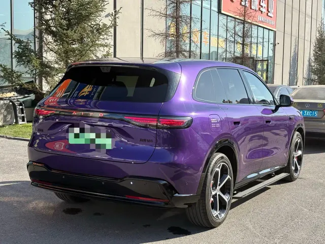 Aito M6 — Фото автомобиля 5