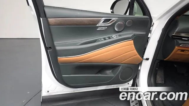 Genesis GV80 — Фото автомобиля 13