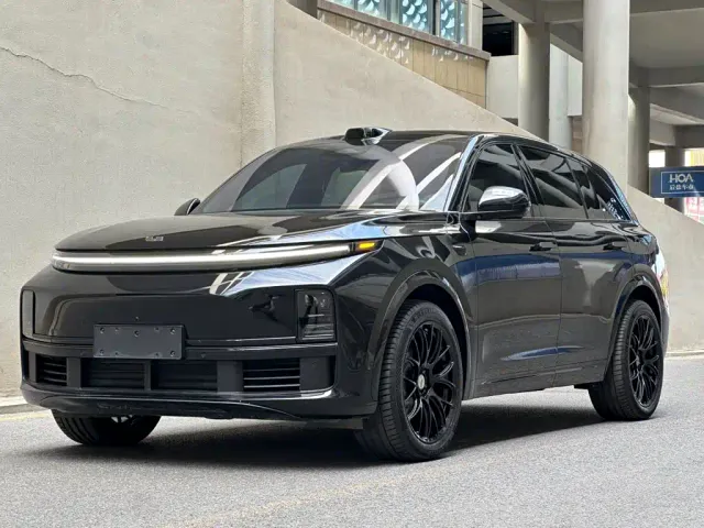 Фотография автомобиля — Li Auto L7
