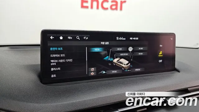 Genesis GV70 2.5T Бензин 2WD — Фото автомобиля 15