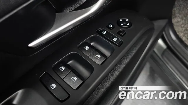 Hyundai Tucson Tucson (NX4) Бензин 1.6 турбо 2WD — Фото автомобиля 19