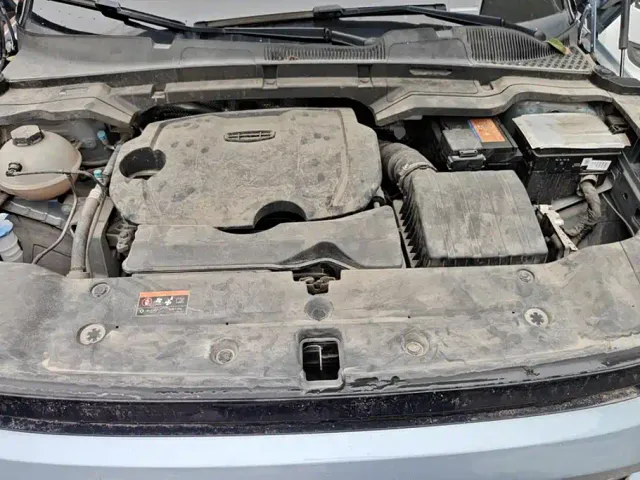Geely ICON — Фото автомобиля 10